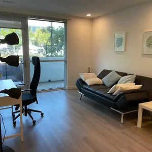 https://apt-luxurious-bardeen-new-port-beach.topanaheimhotels.com