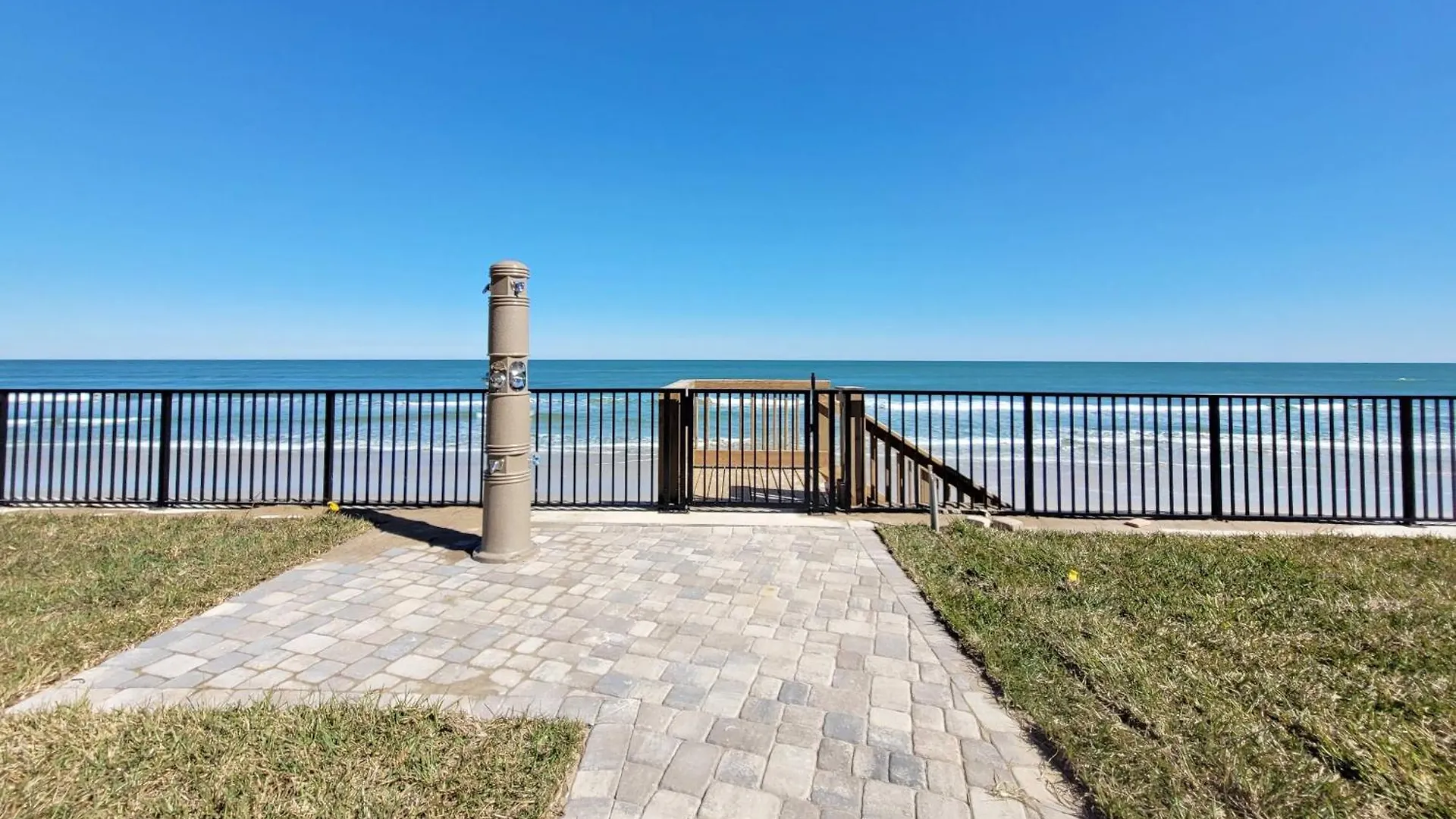 Beach Condo Unit #103 Daytona Beach